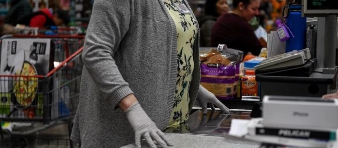 Ορατός ο κίνδυνος έλλειψης ιατρικών γαντιών στην πιο κρίσιμη καμπή της πανδημίας